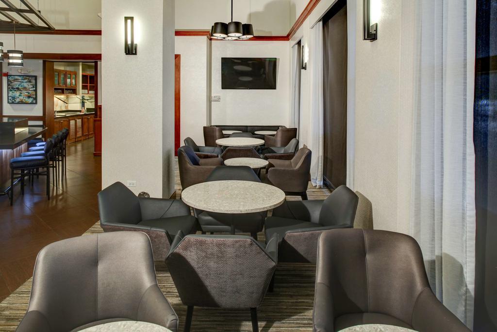 Hyatt Place Tampa Busch Gardens מראה חיצוני תמונה